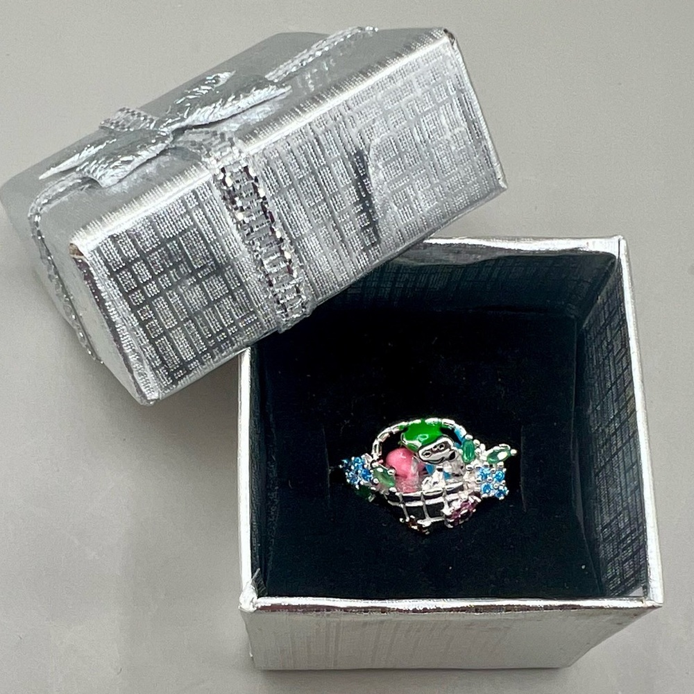 Peanuts SNOOPY S925 Sterling Silver Easter Basket Bracelet Charm with Gift Box - Picture 5 of 7